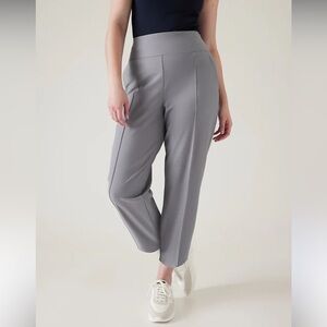 NWOT Athleta Stellar Wide Crop Pants Coastline Blue Size 6